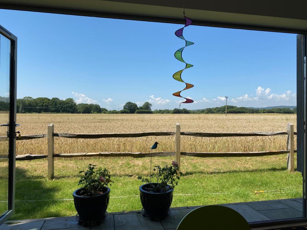Bed and Breakfast Flint House - Goodwood Events Чічестер Екстер'єр фото