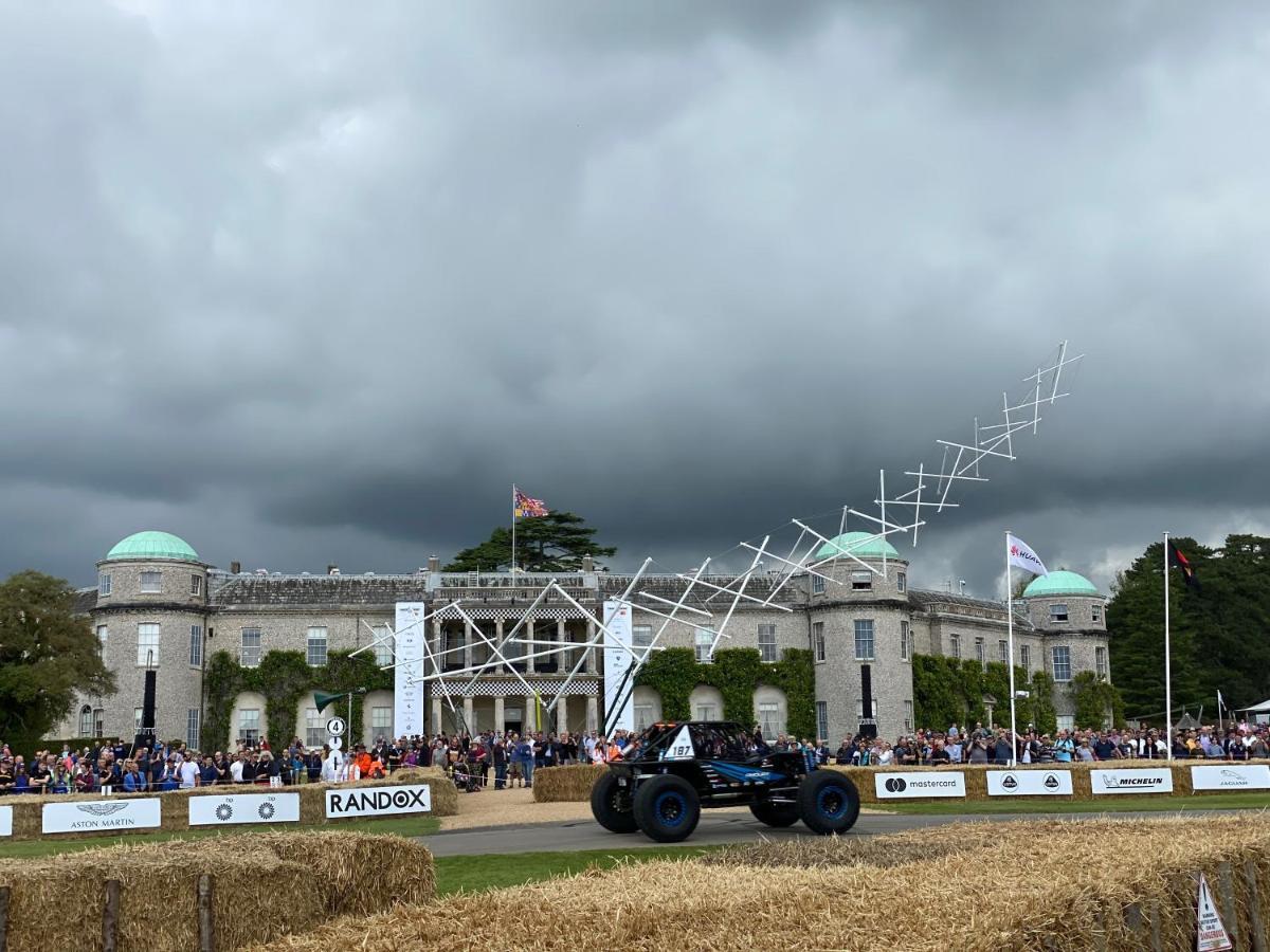 Bed and Breakfast Flint House - Goodwood Events Чічестер Екстер'єр фото